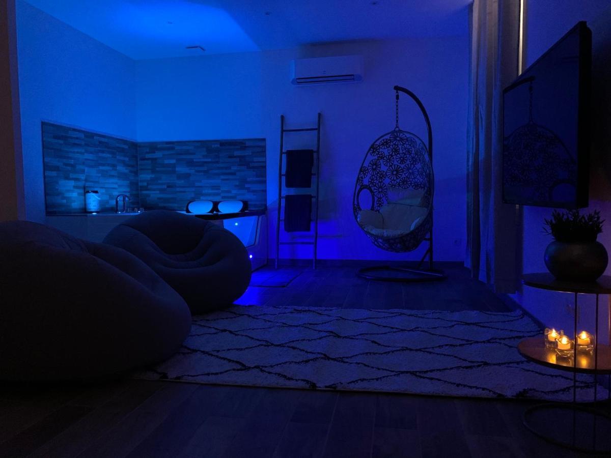 Appartement Cosy Jacuzzy Luxe Gare De ツーロン エクステリア 写真